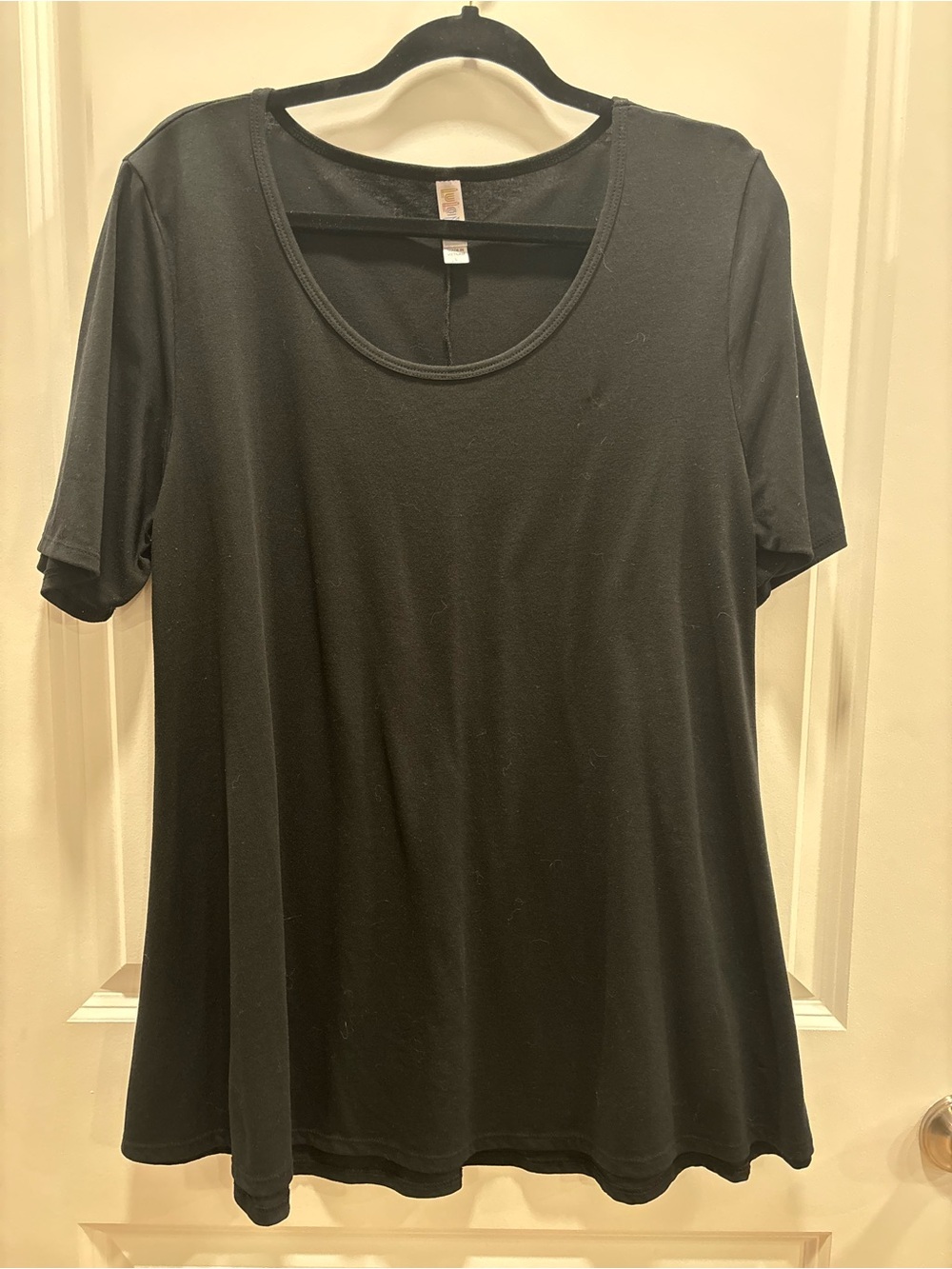 Lularoe Perfect Tee Black Short Sleeve Scoop Neck Top